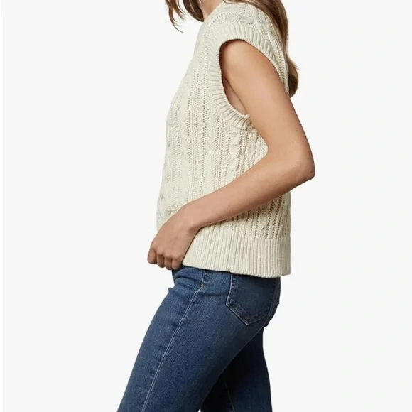 Velvet by Graham & Spencer Cream Crew Neck Cable Knit Sweater - Picture 2 of 6